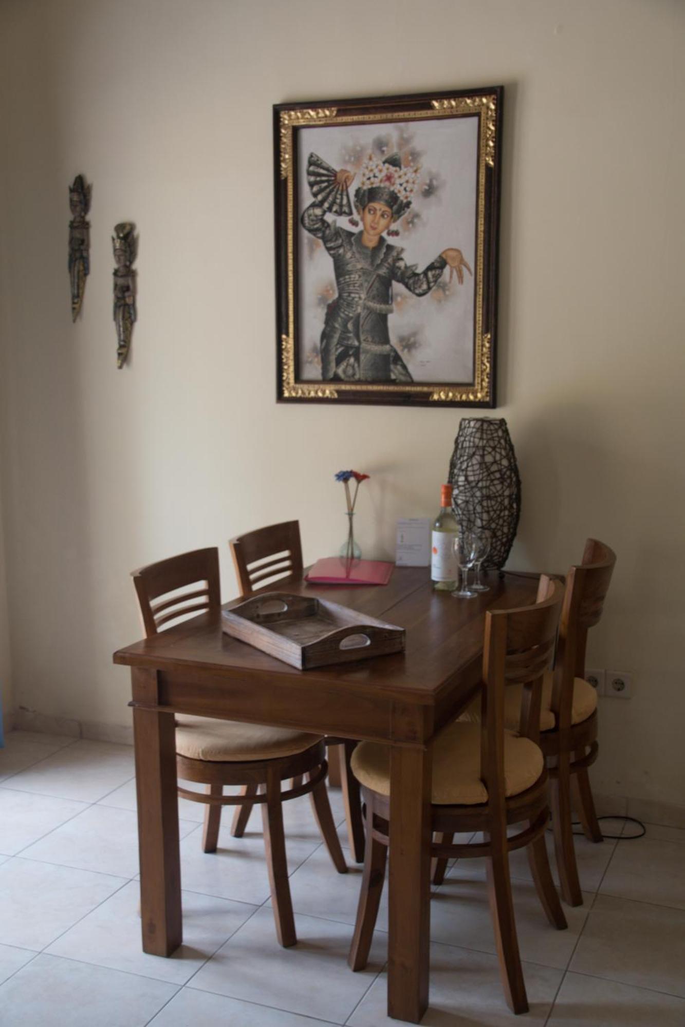 Guesthouse Rumah Senang Kalibaru Εξωτερικό φωτογραφία