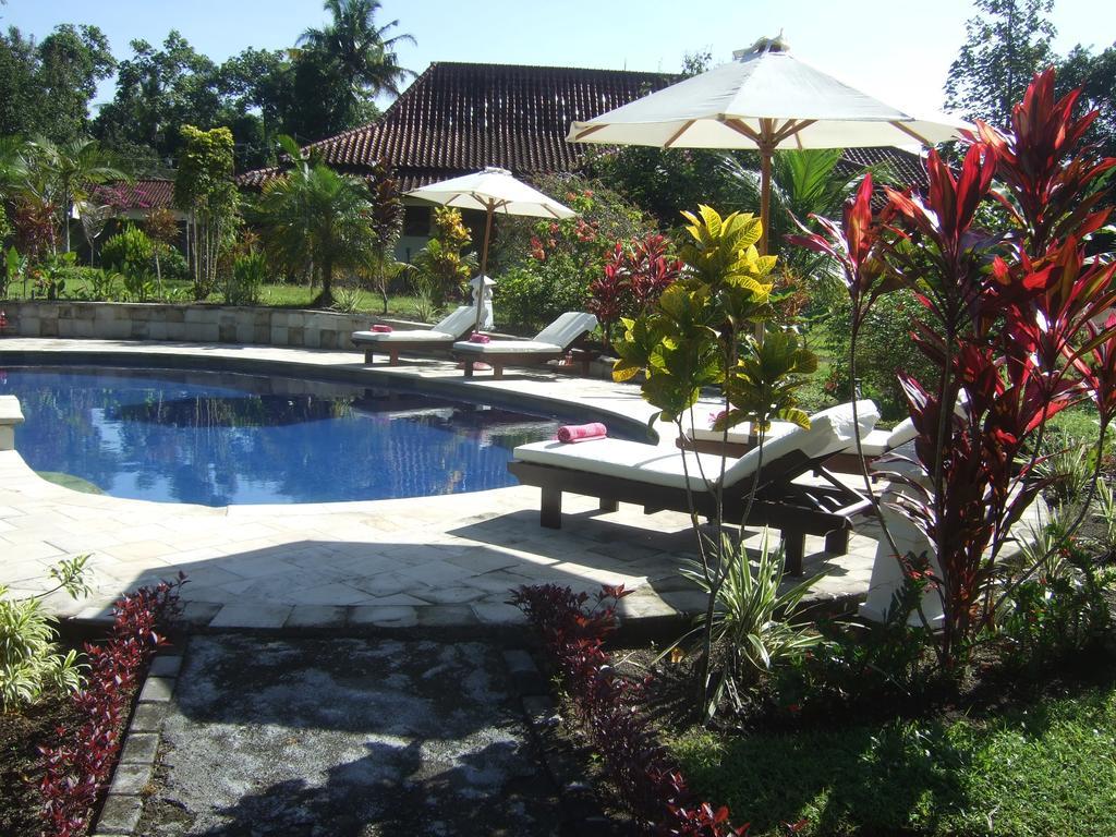 Guesthouse Rumah Senang Kalibaru Εξωτερικό φωτογραφία