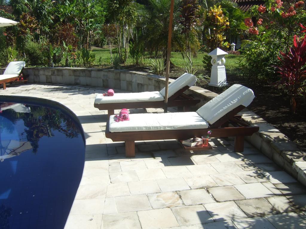Guesthouse Rumah Senang Kalibaru Εξωτερικό φωτογραφία